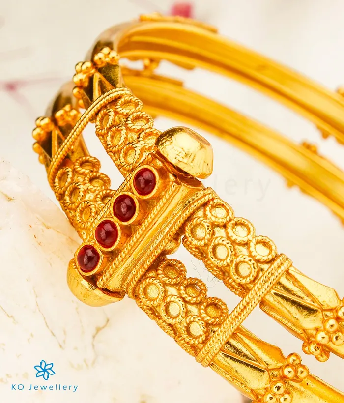 The Kumud Silver Coorgi Bracelet Two layers Size 22242628 Silversmith Bracelets The Kumud Silver Coorgi Bracelet Two layers Size 22242628 Silversmith Bracelets