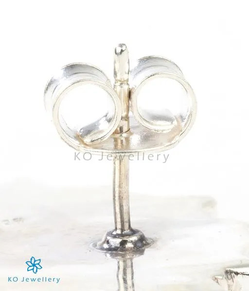 The Mahika Silver Kempu Necklace RedOxidised Silversmith Necklaces