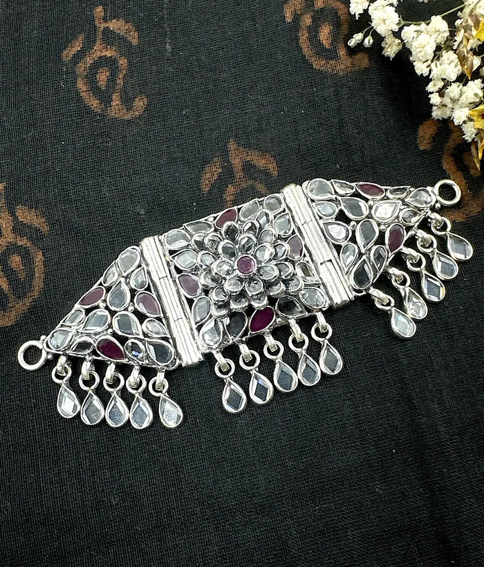 The Polki Silver Choker Necklace Kundan Necklaces