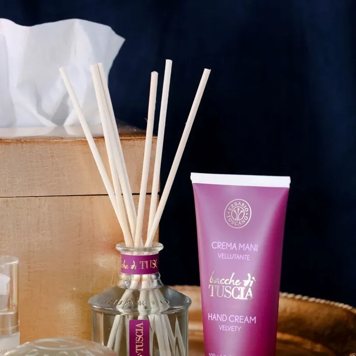 Vietri PreStyled Sets Vietri Florentine Wooden Accessories Gold Tissue Box 575Sq 6H Birchwood Vietri PreStyled Sets Vietri Florentine Wooden Accessories Gold Tissue Box 575Sq 6H Birchwood
